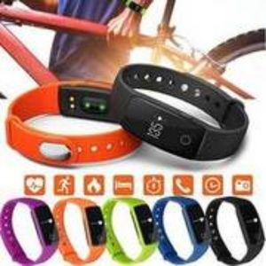 Bluetooth smart band fitness tracker with heart